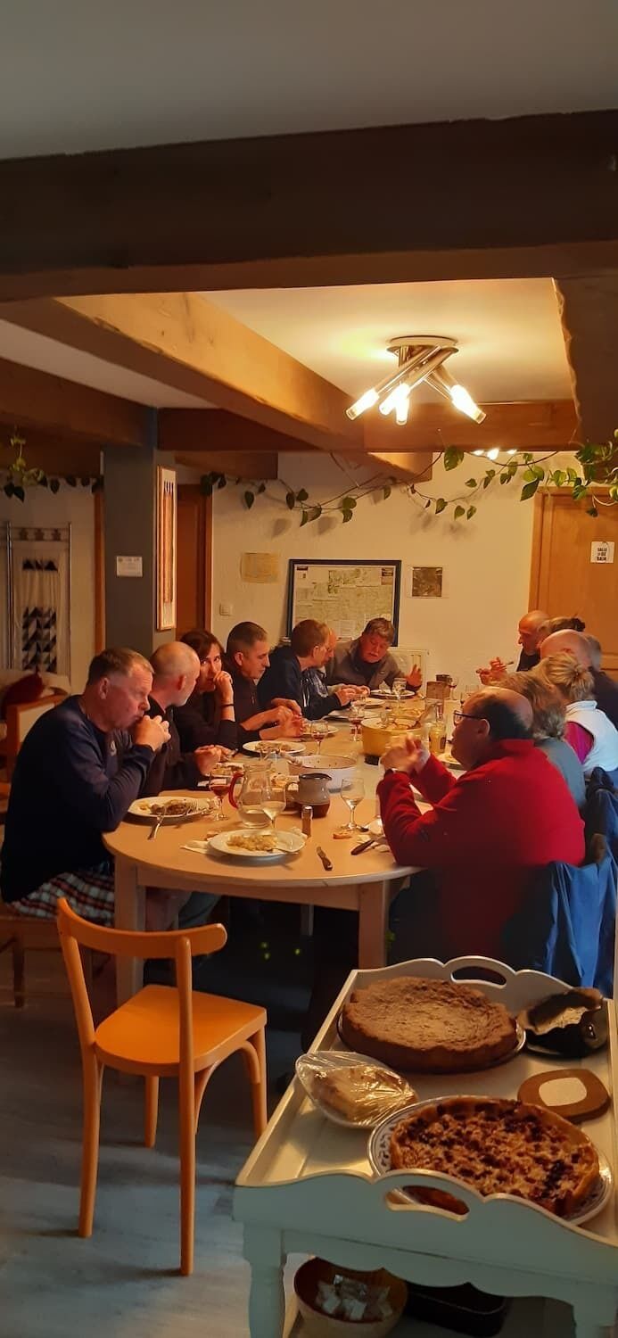 Vues de La 1ère étape - Gîte / Gîte d'étape - Montbonnet