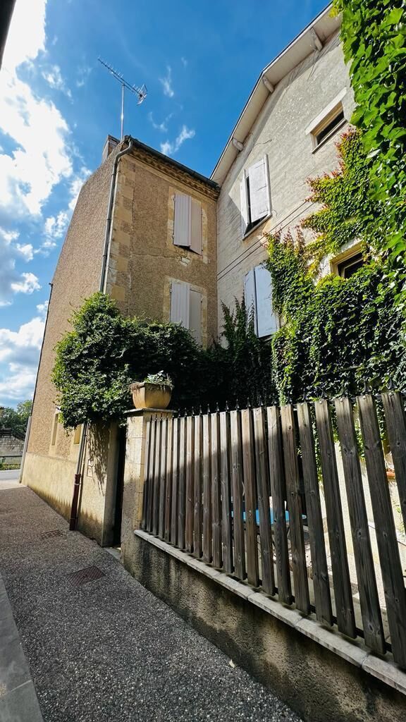 Vente fonds & murs - Maison et table d'hôtes de caractère sur le GR 65 à CONDOM